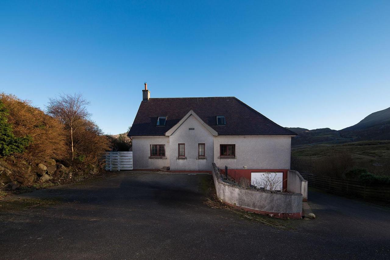 Tigh Chailein Tarbert  Exterior photo